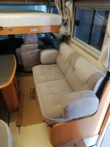 Preoblačenje in šivanje - avto dom - Oprema Šuler