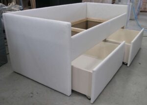 Postelje in vzmetnice - Oprema Šuler